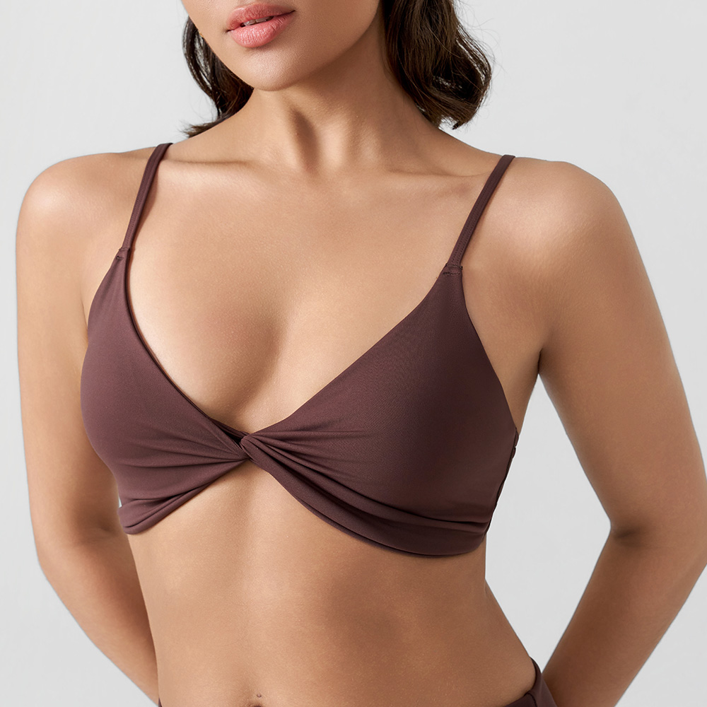 Front Twist Sports Bra